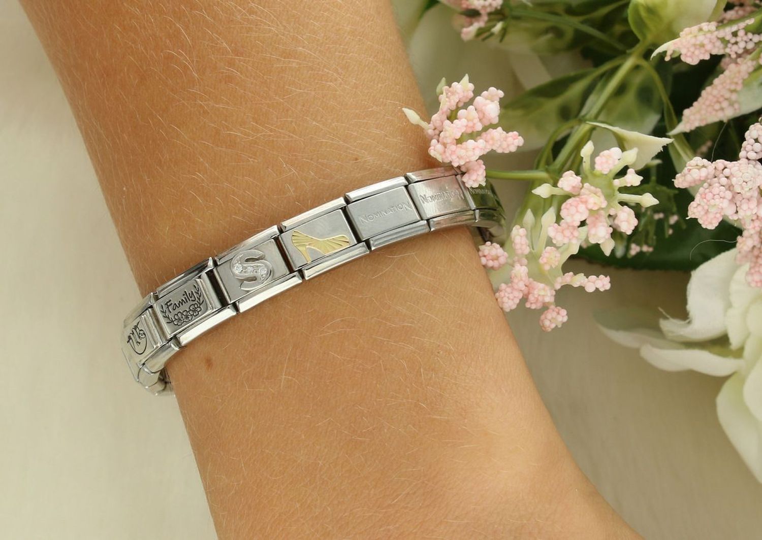 omination Link 925 Silver 'Napis Rodzina w kwiatach' 330111 33  ✓oryginalna biżuteria Nomination ✓ prezent dla przyjaciółki✓ prezent na urodziny✓ prezent dla przyjaciółki✓ Biżuteria Nomination ✓Wymarzon.jpg